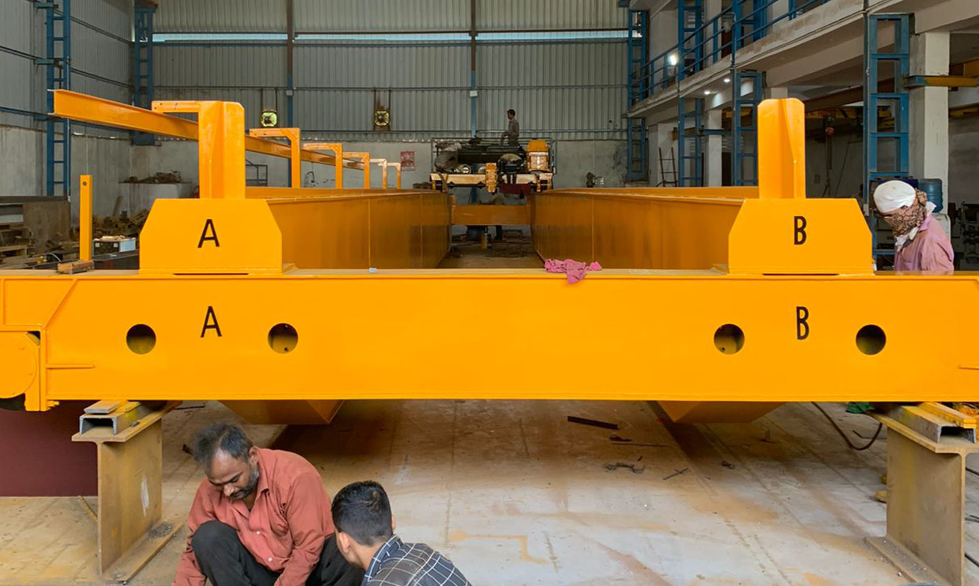 Office Furniture Manufacturers - Universal Crane Hoist & Modular Furniture